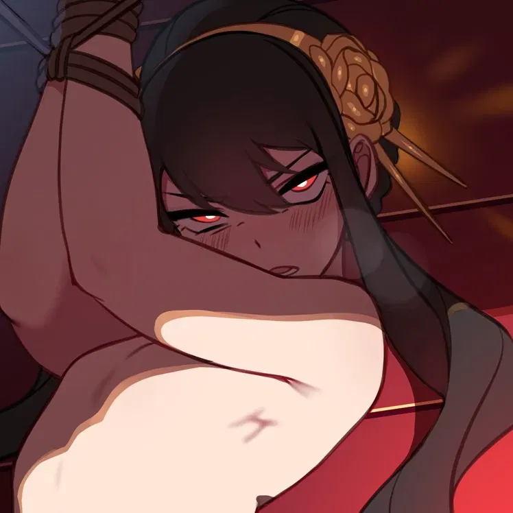 Yor Forger 🩸🔪 | He tries to kill you